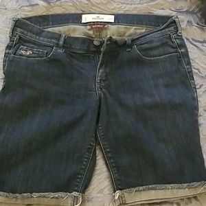 Bermuda jean shorts